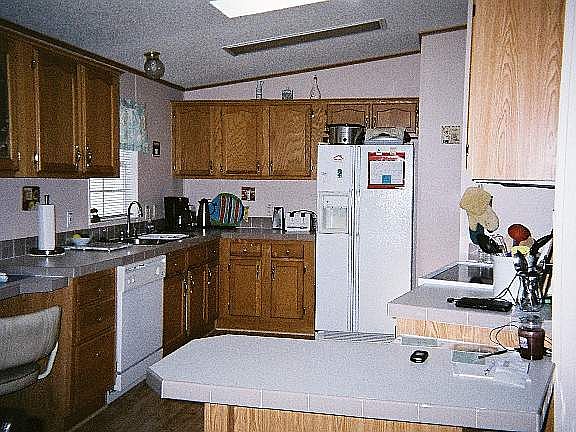 3rd image of 813 Trevino Dr