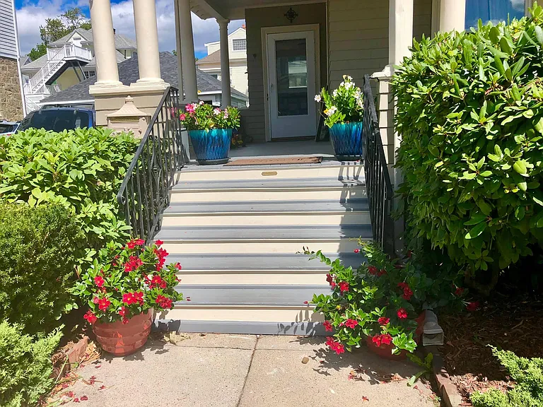 20 Greystone Park — Photo 15