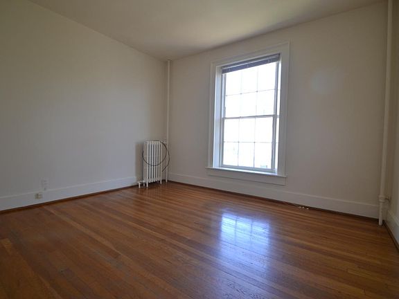 3rd image of 204 E Frederick St APT 31