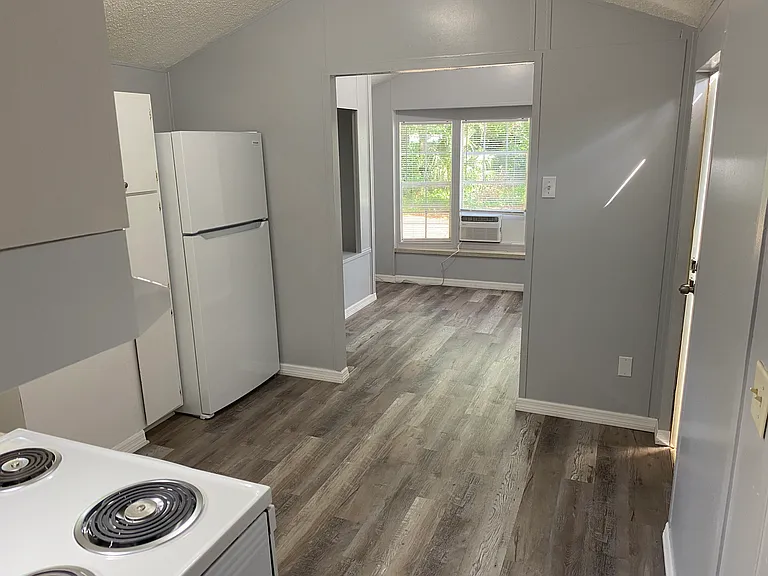 9588 NE Jacksonville Rd #23A — Photo 8