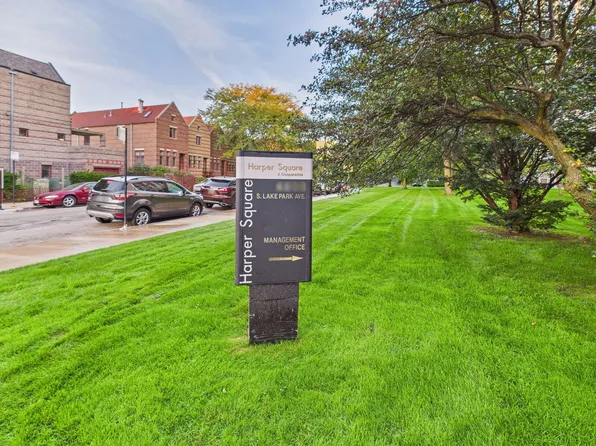 4800 S Lake Park Ave #909A, Chicago, IL 60615