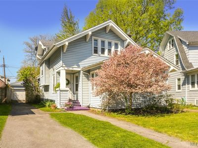 82 Radcliffe Rd, Buffalo, NY, 14214