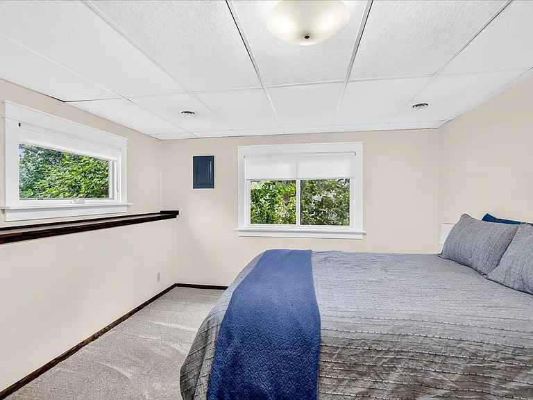 18 Cathy Ct — Photo 39