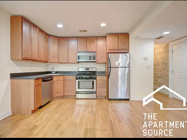2830 N Albany Ave #G — Photo 1