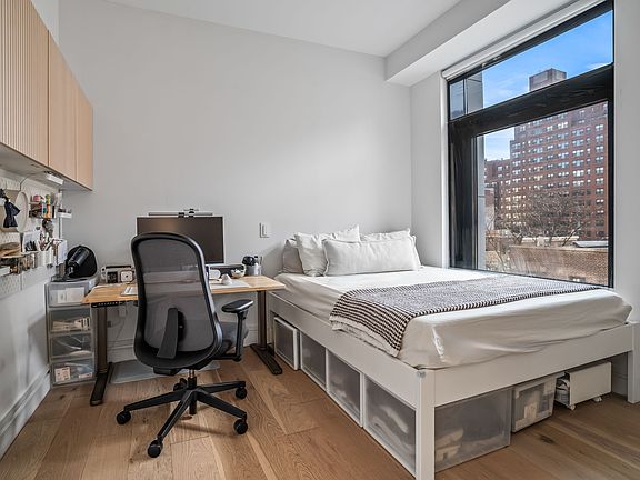 5th image of 181 E 28th St #502
