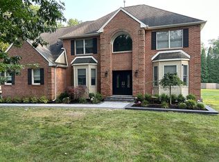 1 Red Mill Ln, Clarksburg, NJ