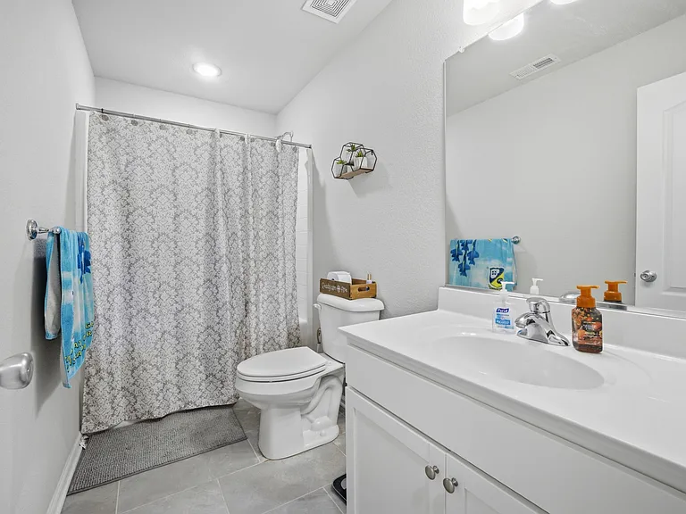 1001 Marietta Ave — Photo 13