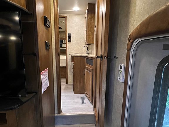 4th image of 1101 Atkinson Ave #Trailer