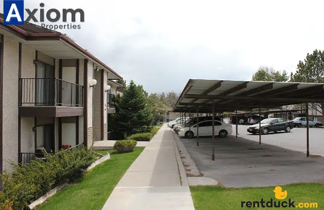 Fairway Estates Condominiums — Photo 38