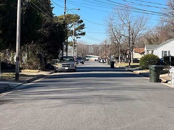 5th image of 21 W Kelly Ave