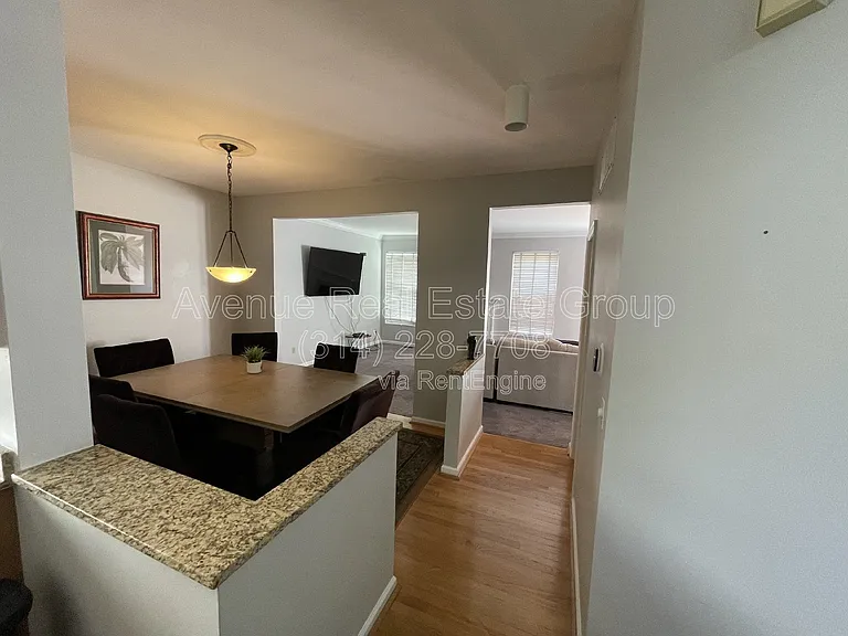 5776 Kingsbury Pl — Photo 10