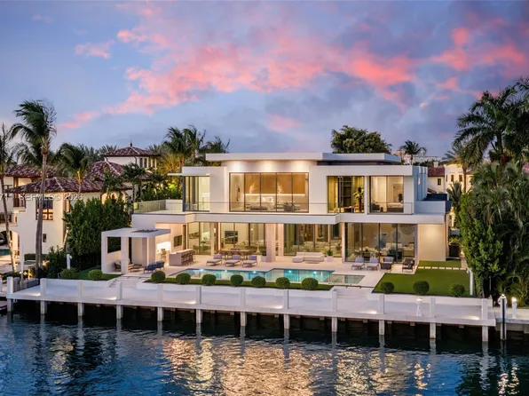 2560 Del Lago Dr, Fort Lauderdale, FL 33316