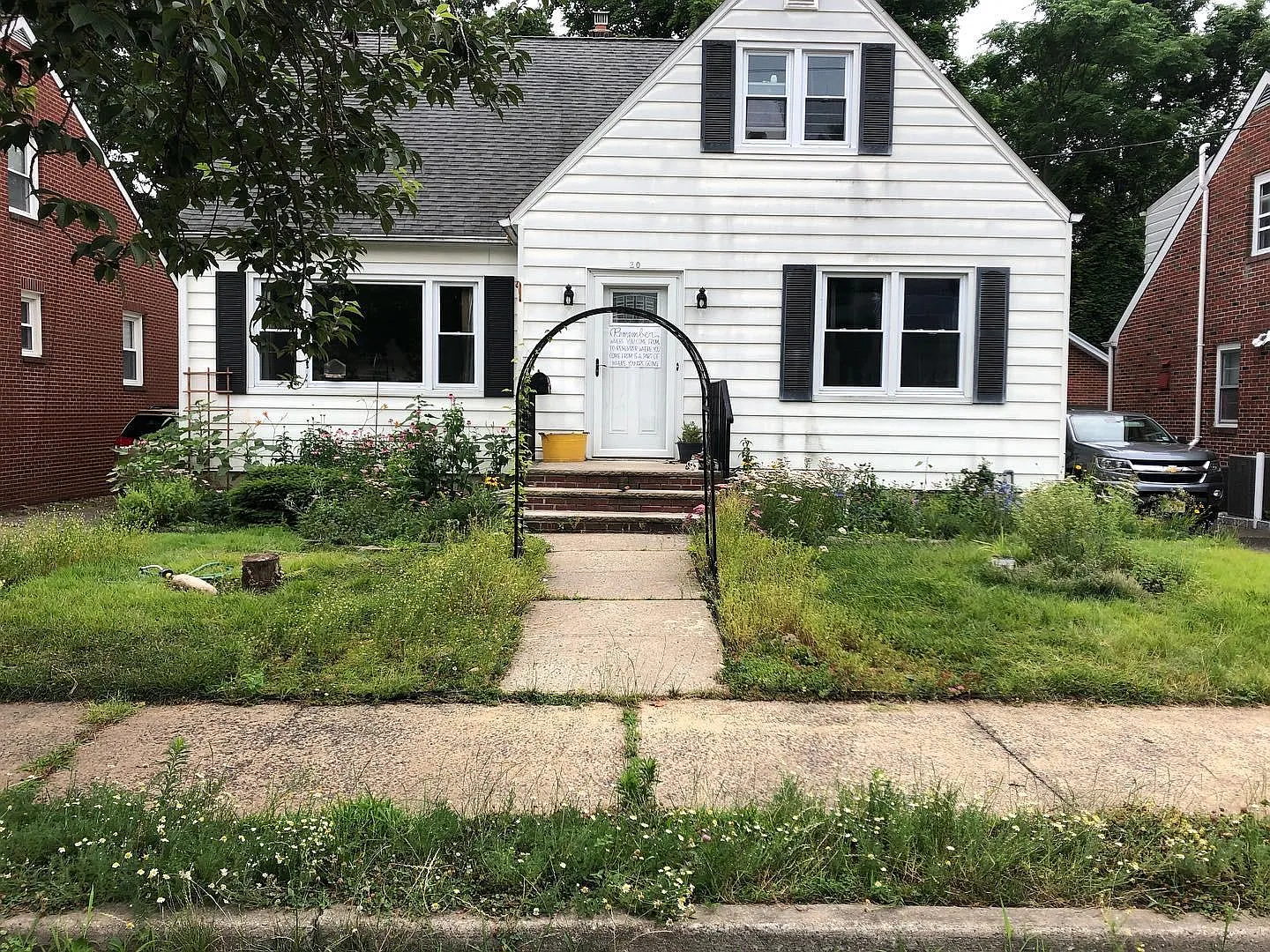 20 Jefferson Ave — Photo 1