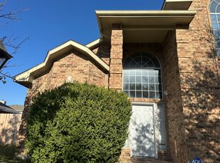 611 Fern Dr, Desoto, TX 75115