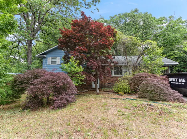 1421 Marlborough Rd, Fayetteville, NC 28304
