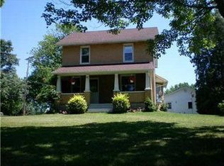 1730 Eastbrook Rd, New Castle, PA 16101