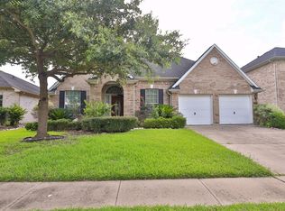 1922 Lincoln Crest Way, Sugar Land, TX 77498