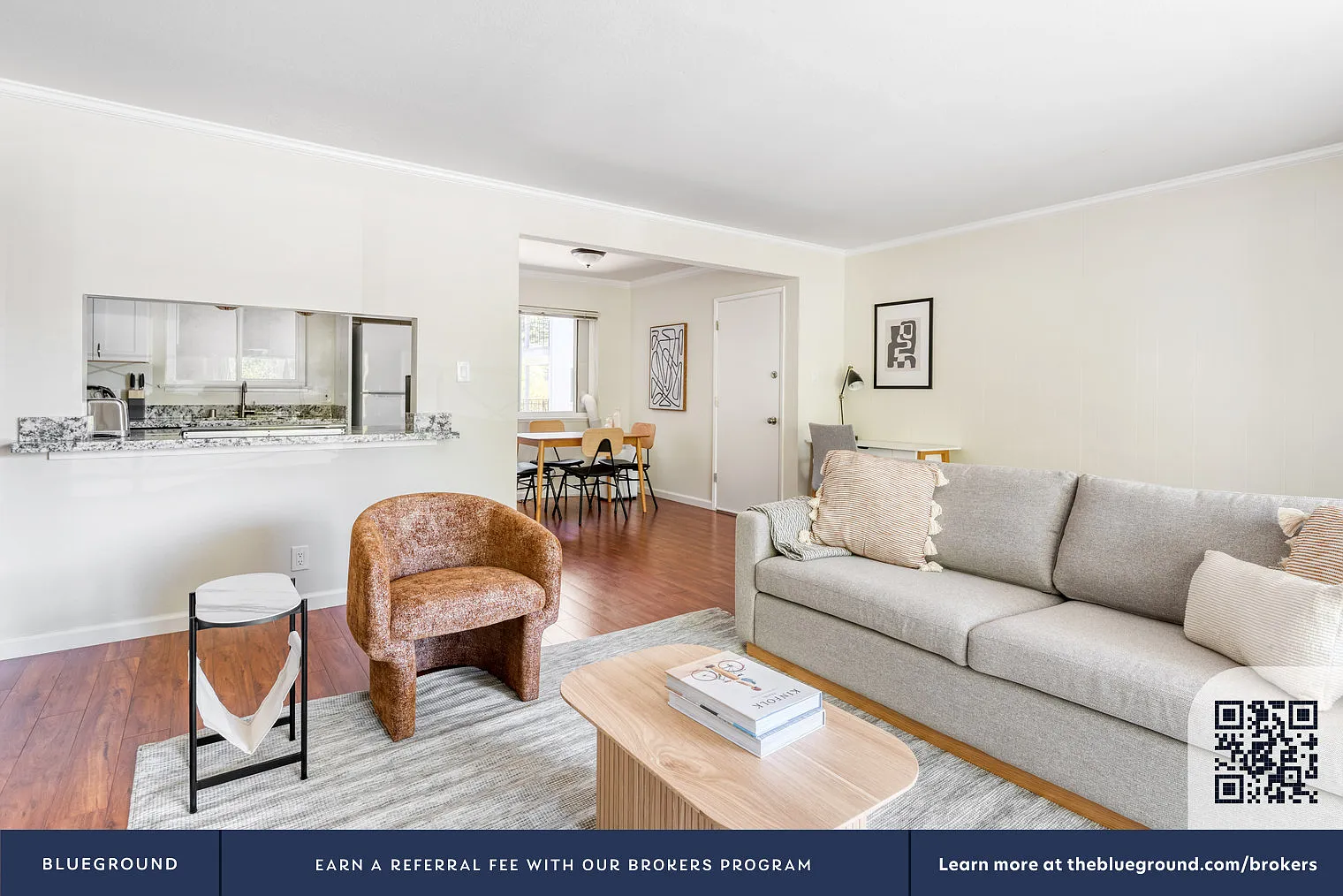 2 bed, 2.0 bath, 1020 sqft, $5,730 — Photo 3
