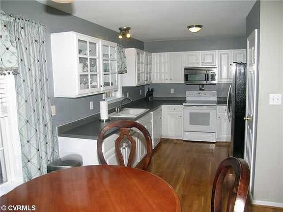 4th image of 5341 Avery Green Dr