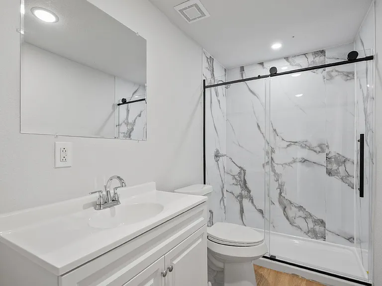 1434 S Rusk St — Photo 9