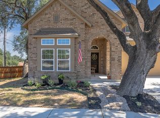 909 Beechwood Ln, New Braunfels, TX 78130