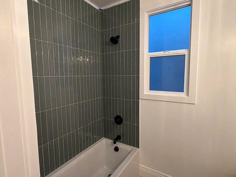 677 Spruce St #677 — Photo 6