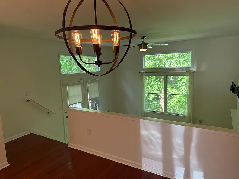120 Mallard Ct — Photo 9