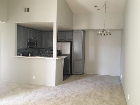 3rd image of 114 Sandpiper Ln