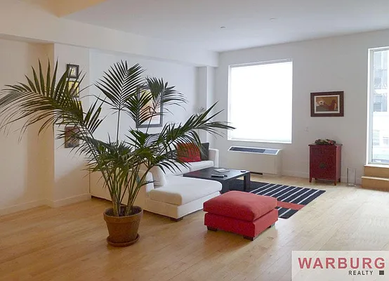 Rented by Warburg | media 4