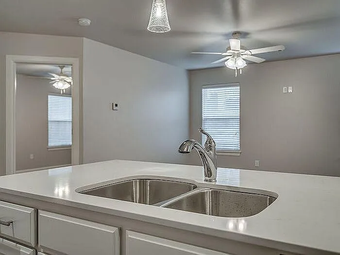 12026 Rhya Ln — Photo 12