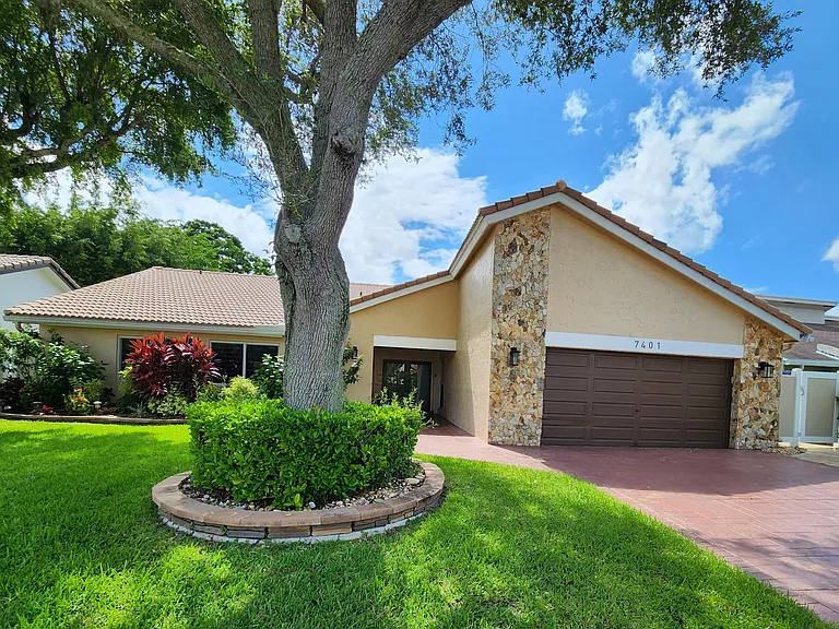 7401 Corkwood Ter — Photo 19