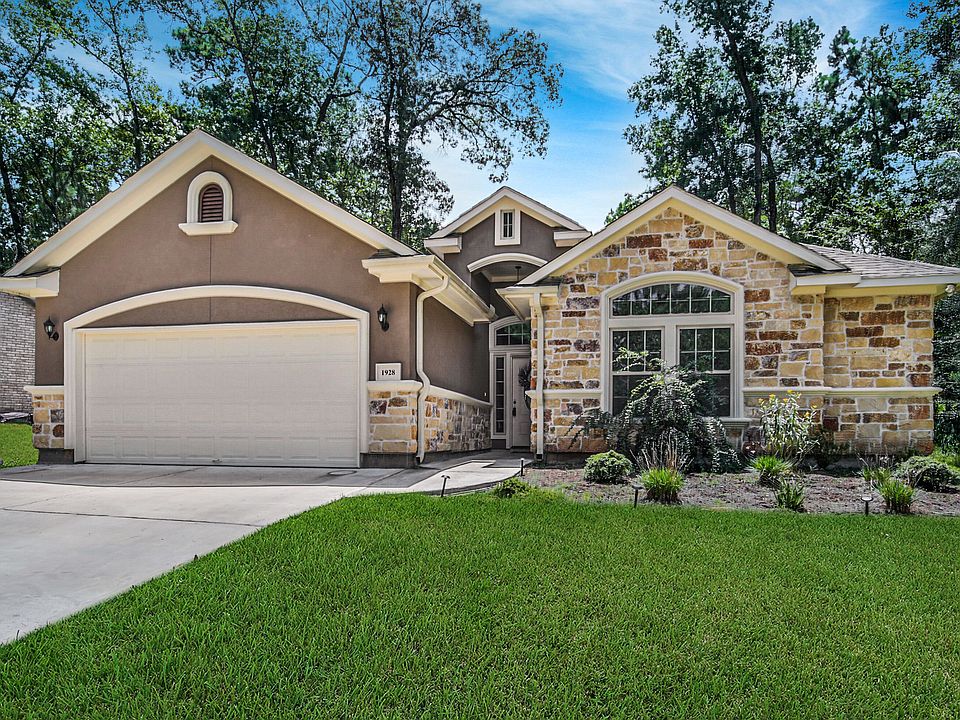 1st image of 1928 Rollingwood Dr