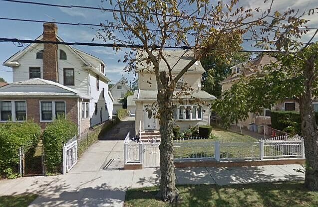 1st image of 10905 209th St