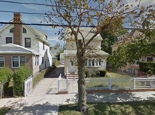 10905 209th St, Jamaica, NY 11429