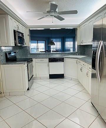 4th image of 7574 Fairfax Drive #310