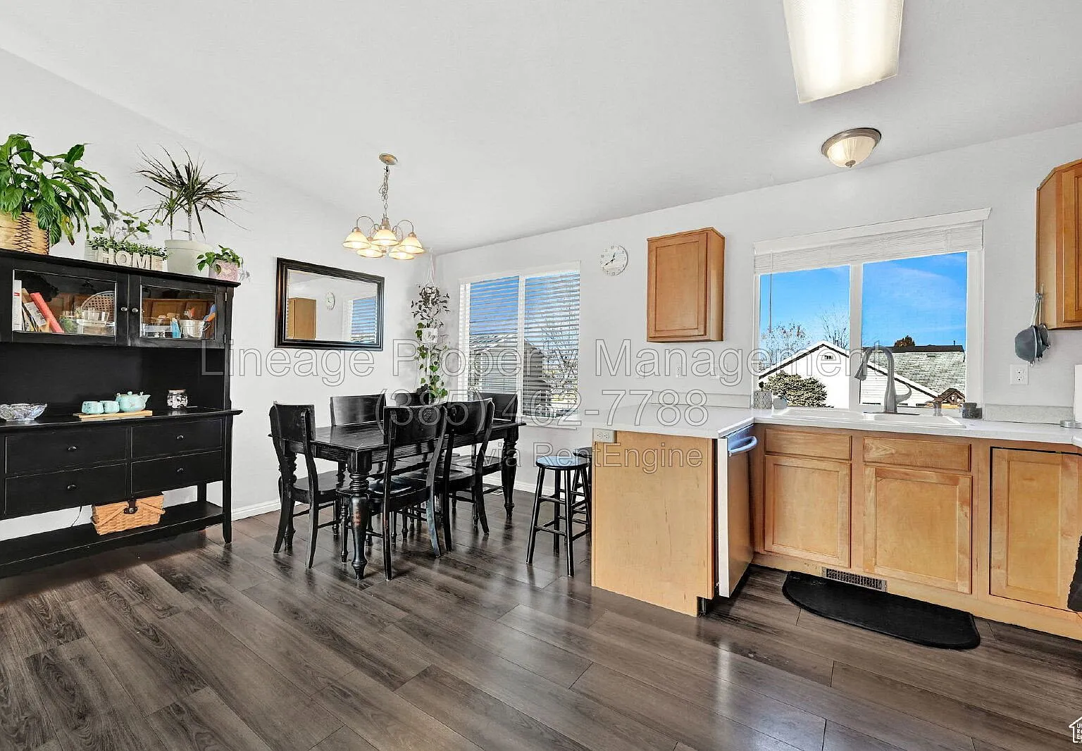 3 bed, 2.0 bath, 1510 sqft, $2,500 — Photo 3