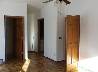 N7098 Thoma Rd, New London, WI 54961