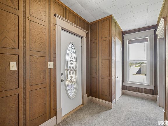 2nd image of 601 Central Ave