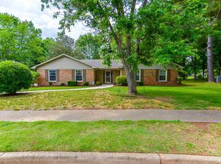 10320 Melanie Dr SE, Huntsville, AL 35803
