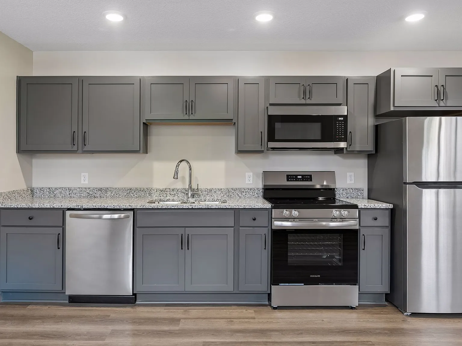 Studio, 457 sqft, $1,200 — Photo 1