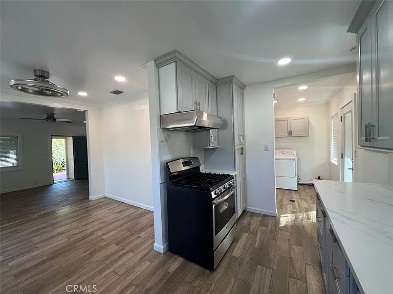 1011 San Pascual Ave — Photo 6