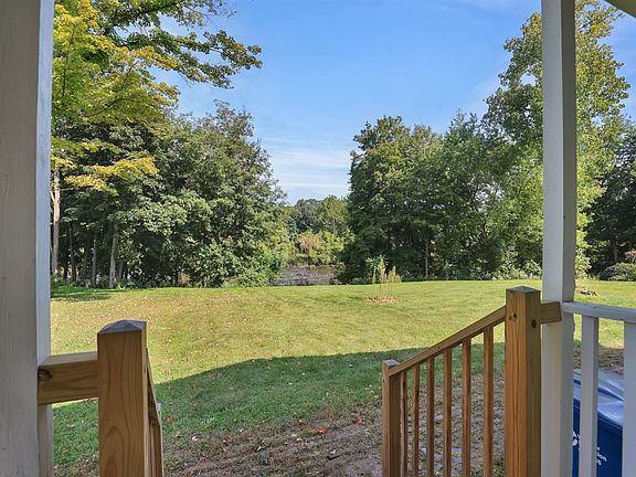 5th image of 80 Tunxis St
