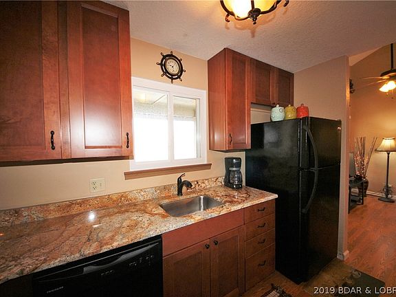 4th image of 105 Den Cove Ln #3A