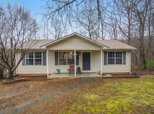 210 Golden Valley Dr, Demorest, GA 30535