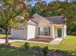 7 Moonstone Ct, Durham, NC 27703