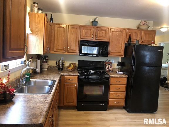 5th image of 1307 Willow Glen Dr