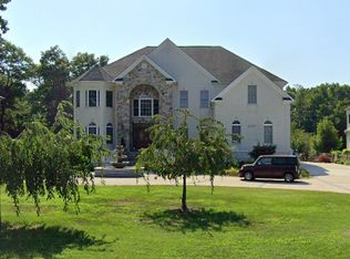 6425 Beulah St, Alexandria, VA 22310