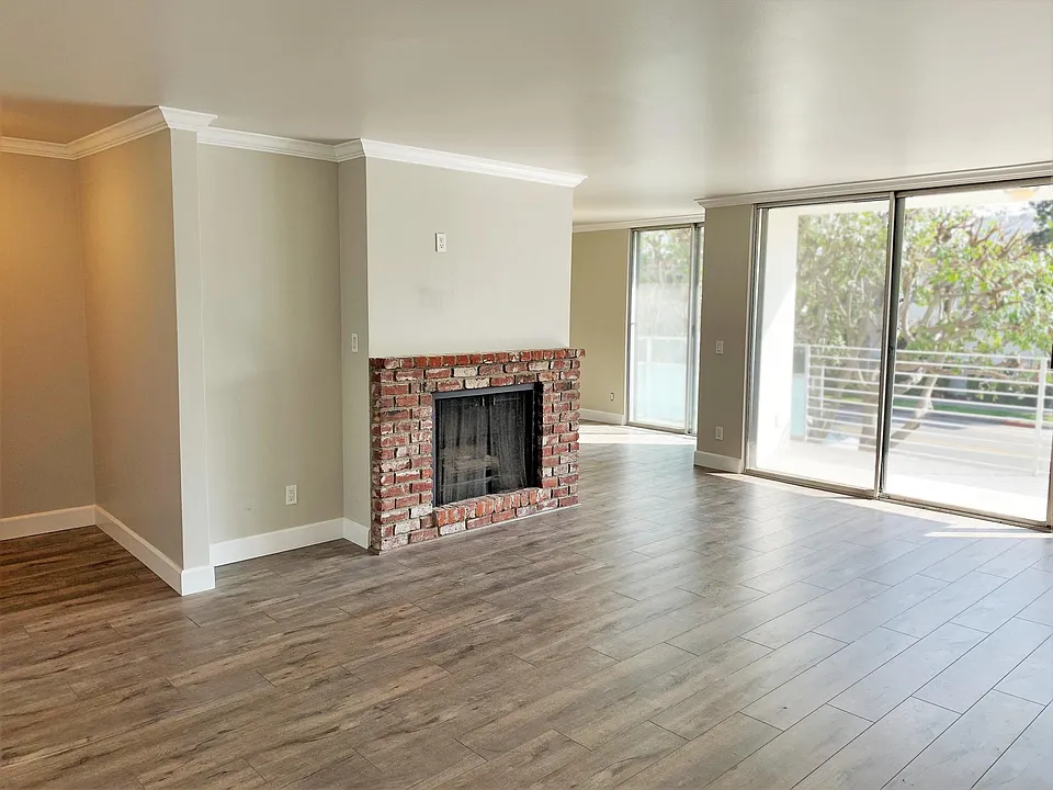 Wonderful open layout for main living areas