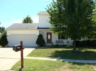27 Holder Way, Bloomington, IL