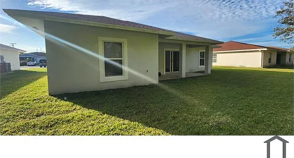 6501 Las Palmas Way — Photo 15